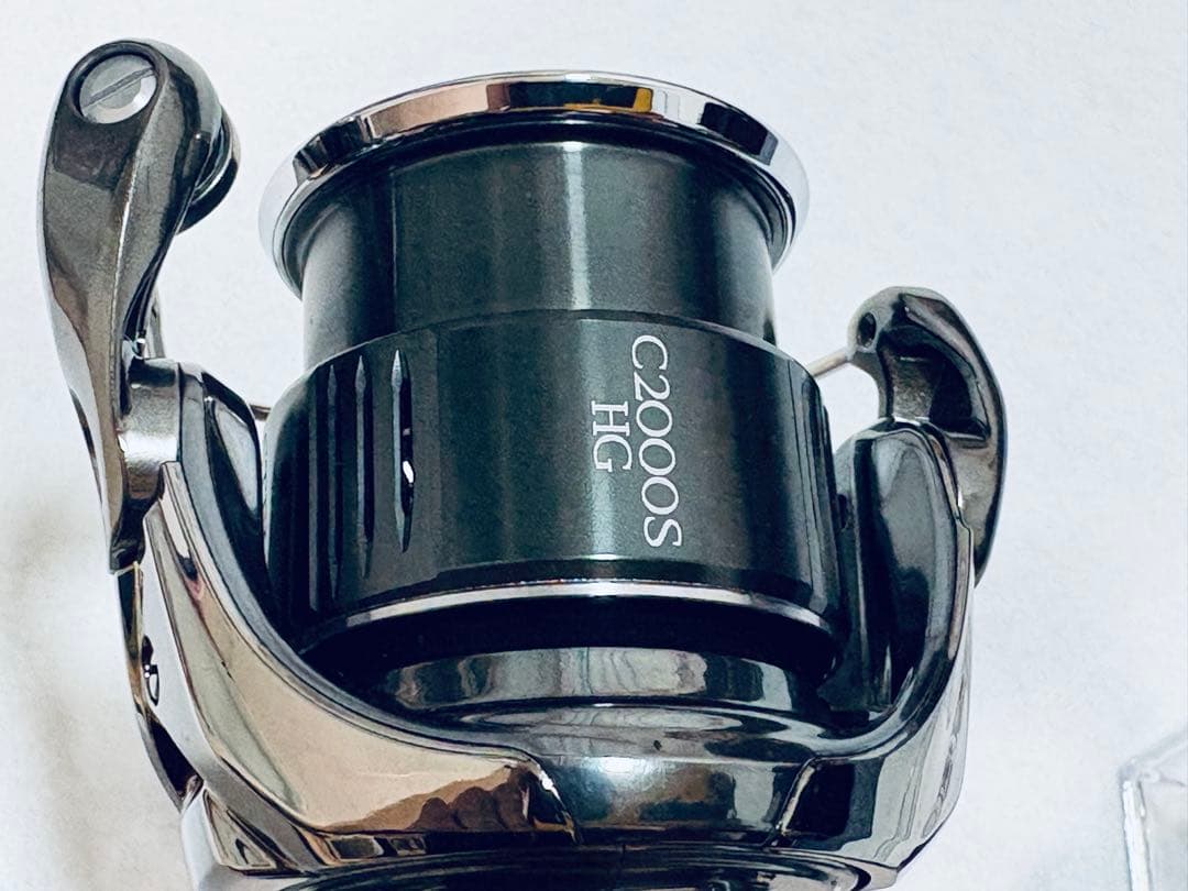 シマノ 22ステラC2000SHG 【美品】