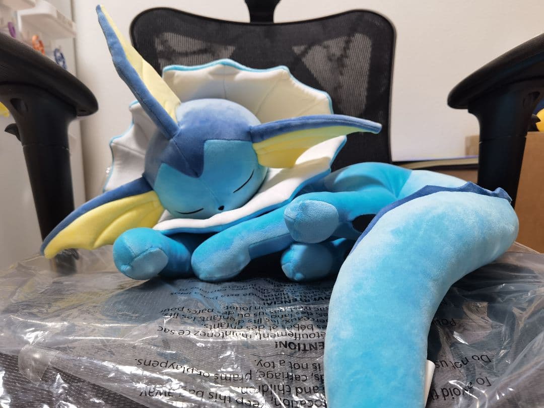 海外限定 ポケモン すやすやシャワーズ ぬいぐるみ