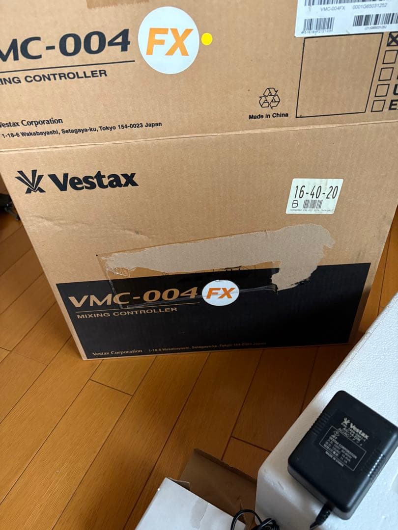希少　Vestax VMC-004FX DJミキサー　純正アダプター付き