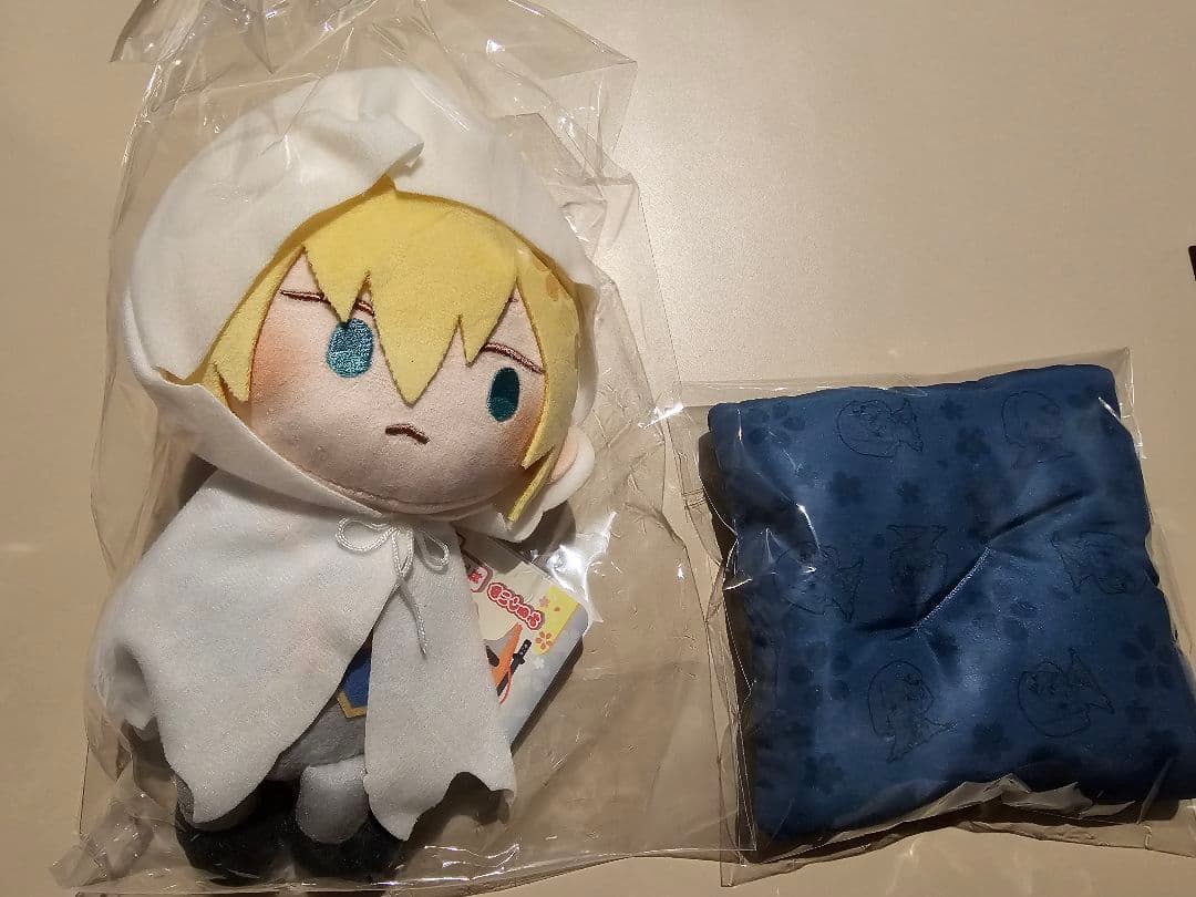 わんぱく刀剣乱舞　ぬいぐるみ　山姥切国広　座布団付き　やまんばぎりくにひろ