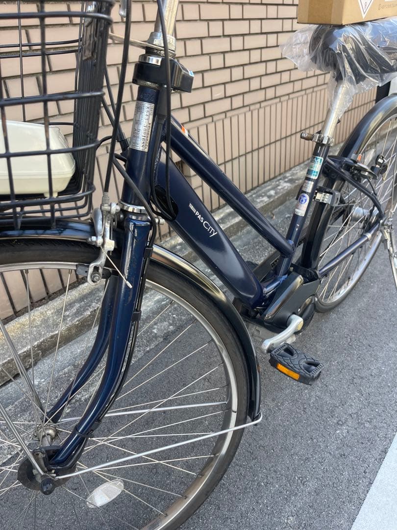 【マルくん専用】　　「人気タイプ」新品8.9ahバッテリー27インチ電動自転車