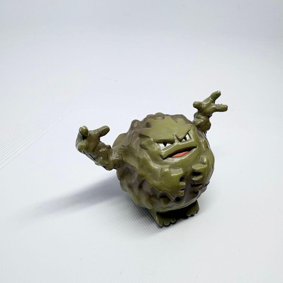 ポケモン　モンコレ　初期　ゴローン ポケモン 希少 レア 廃盤