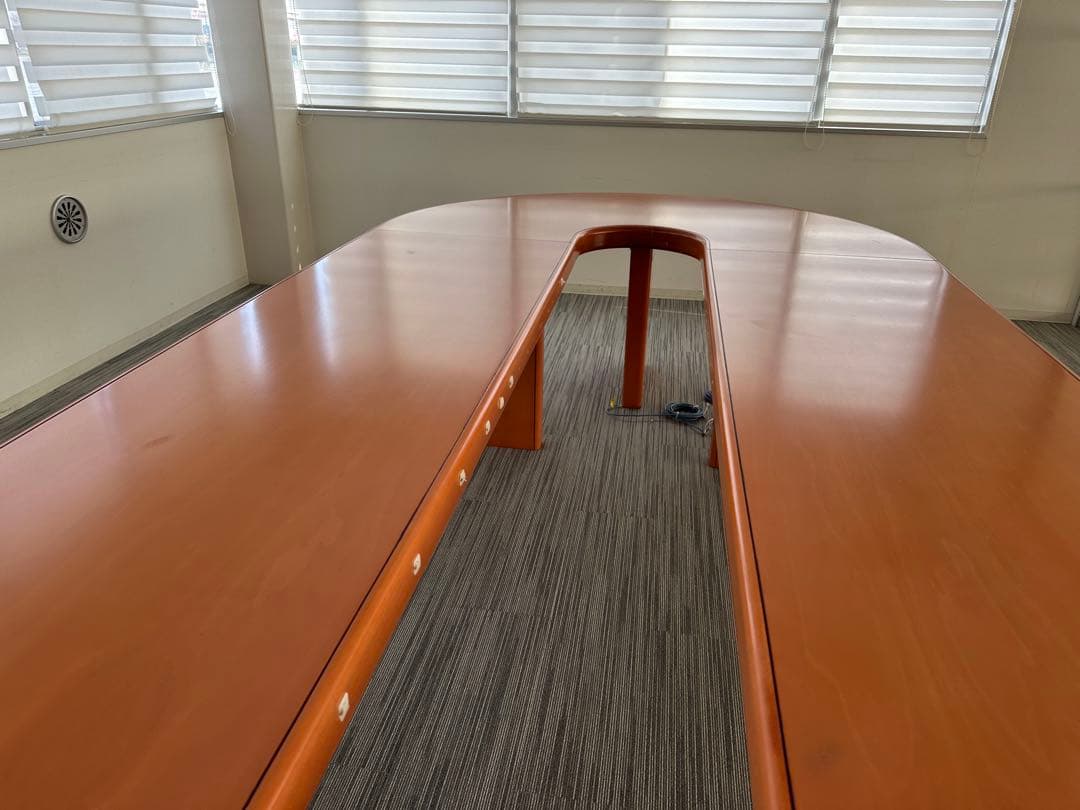 U字型オレンジ木製会議テーブル　引き取り限定