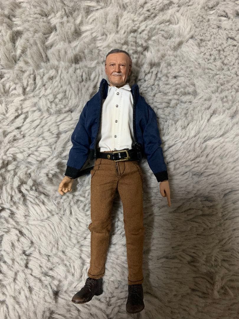 【希少品】マーベル　スタン・リー(スタンリー) 1/12サイズフィギュア