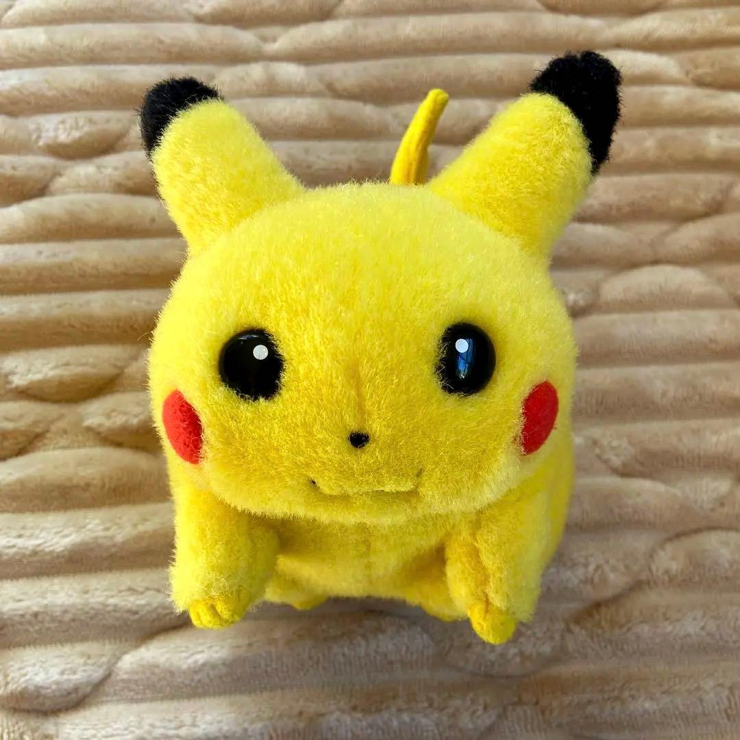 お腹を押すとなく 初期ピカチュウ ぬいぐるみ TOMY
