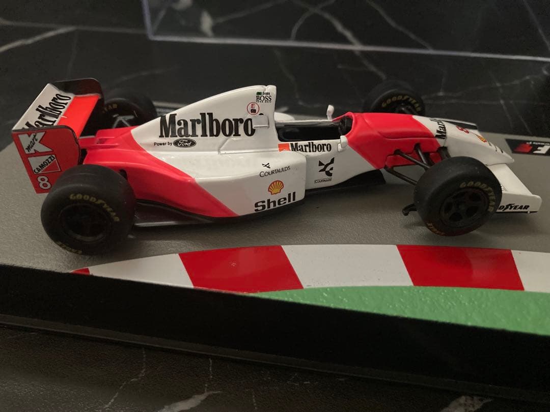 マクラーレン　フォード　MP4/8 マルボロ仕様　セナ　F1マシンコレクション