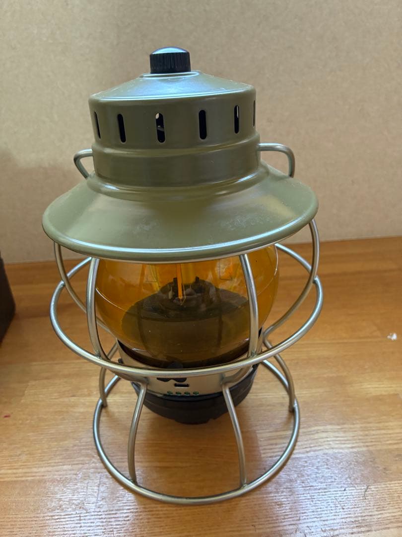点灯確認済み　ベアボーンズ　レイルロードランタン　カーキ　アンバーホヤカスタム
