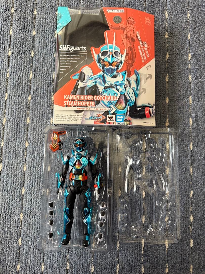 S.H.Figuarts 仮面ライダーガッチャードセット