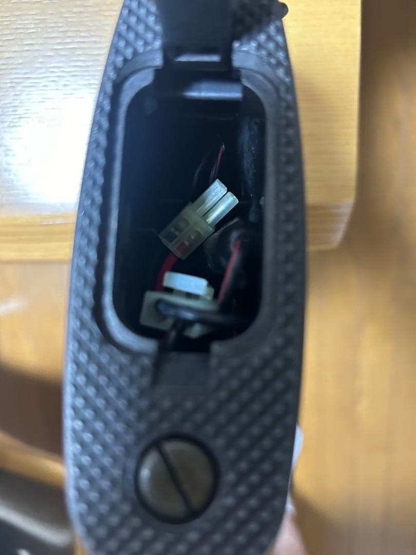 東京マルイ18歳以上電動ガンSR-16Ｍ4カービン マガジン2つ バッテリーつき