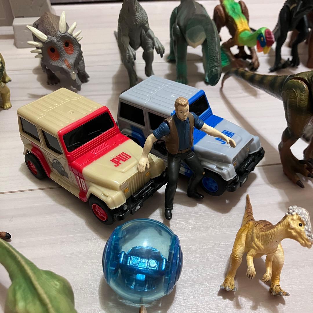 アニア 探検！ジュラシック・ワールド　プレイセット　フィギュアセット　アニア