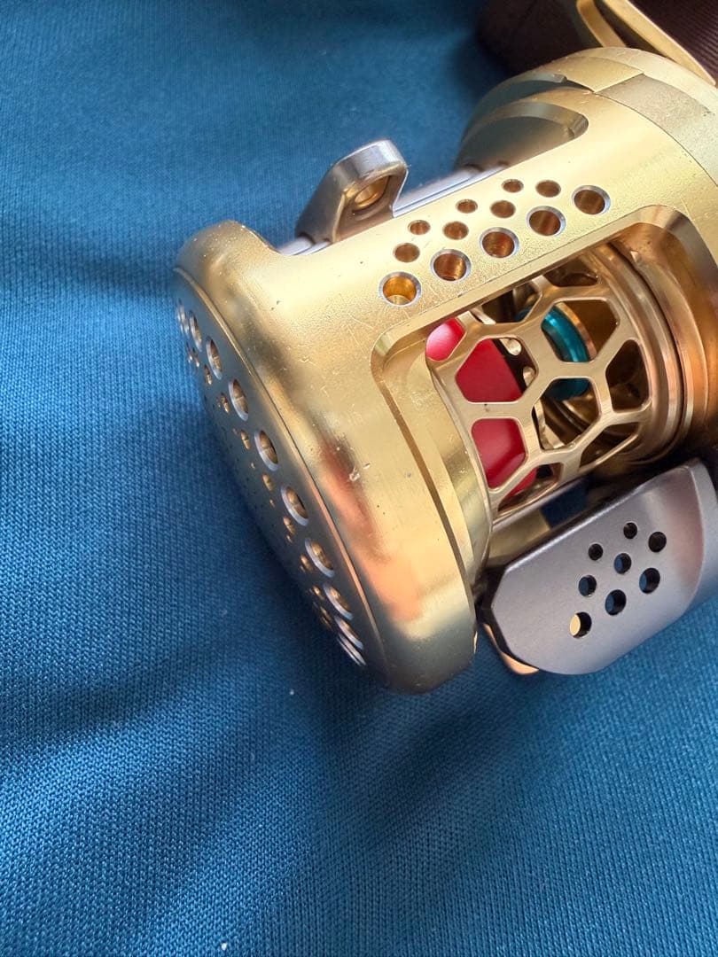 リール SHIMANO CALCUTTA CONQUEST 50S