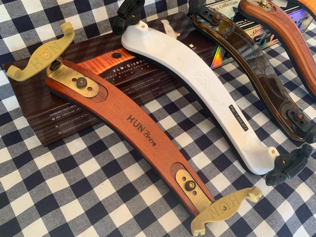 バイオリン肩当て ５点＋１の６つセット　４／４サイズ