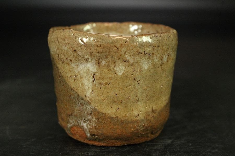 斑唐津 ぐい呑 在銘(K-A934)