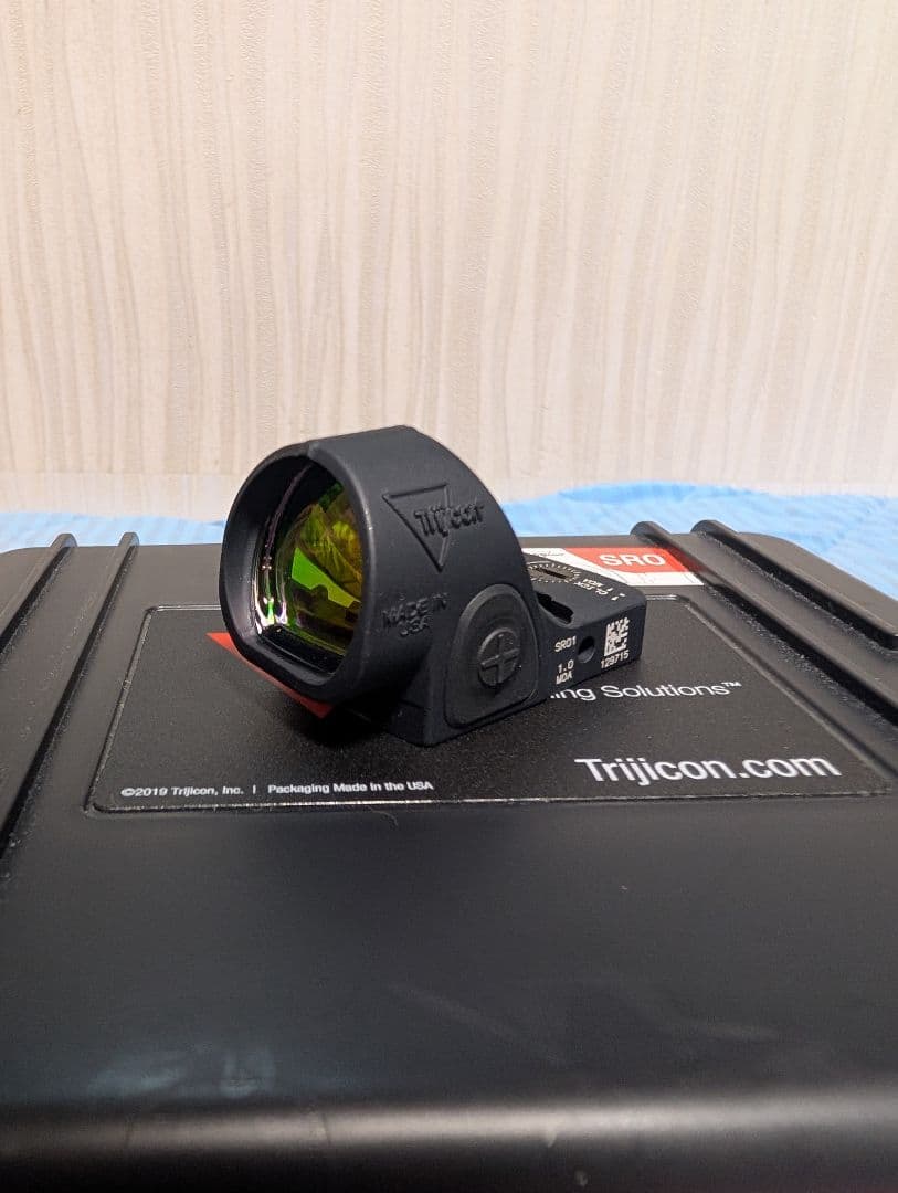 実物 Trijicon SRO 1.0MOA
