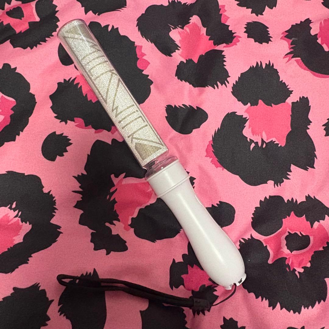 M!LK CIRCUS カラチェンペンライトver.3