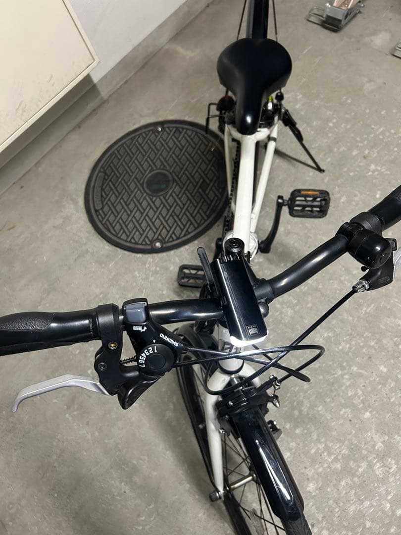 【川崎市引き渡し希望】ブリヂストン26インチ シュライン 美品 付属品多数