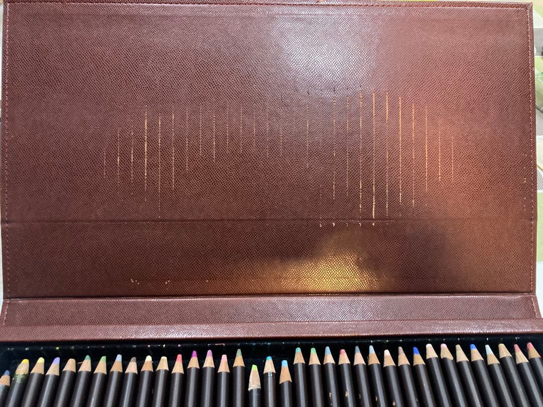 レ*ン様 希少！　三菱鉛筆uni　Pericia ペリシア　油性色鉛筆　36色