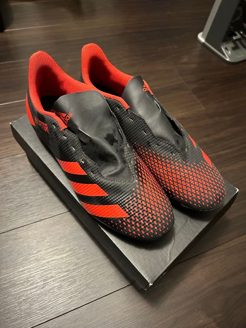 シューズ adidas predator20.4 AI1