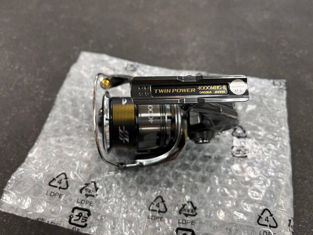 SHIMANO シマノ　ツインパワー　4000MHG