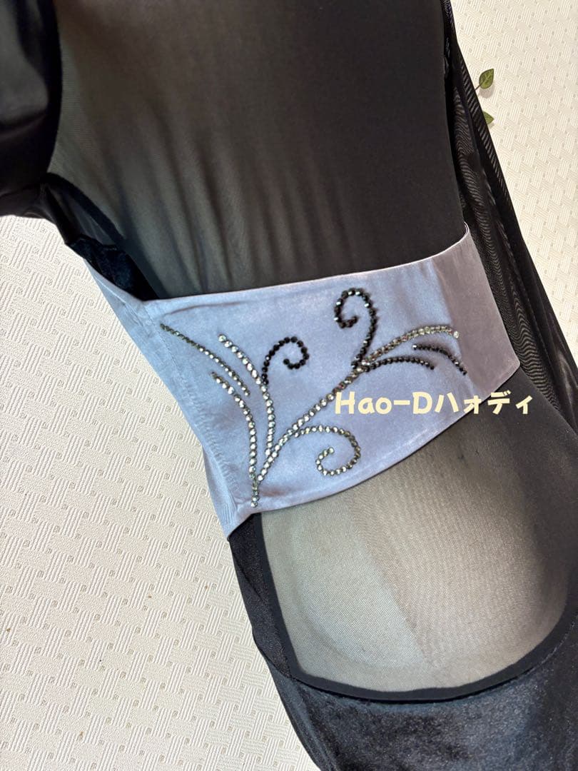 新品★社交ダンス★ラテン★ベスト★シルバーグレー★サテン★ストーンあり★L