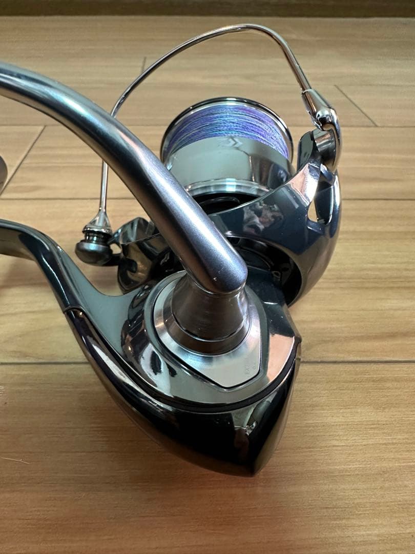 ダイワ　EXIST LT4000-XH スピニングリール