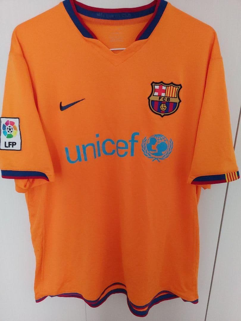 バルセロナ　シャビ　ユニフォーム