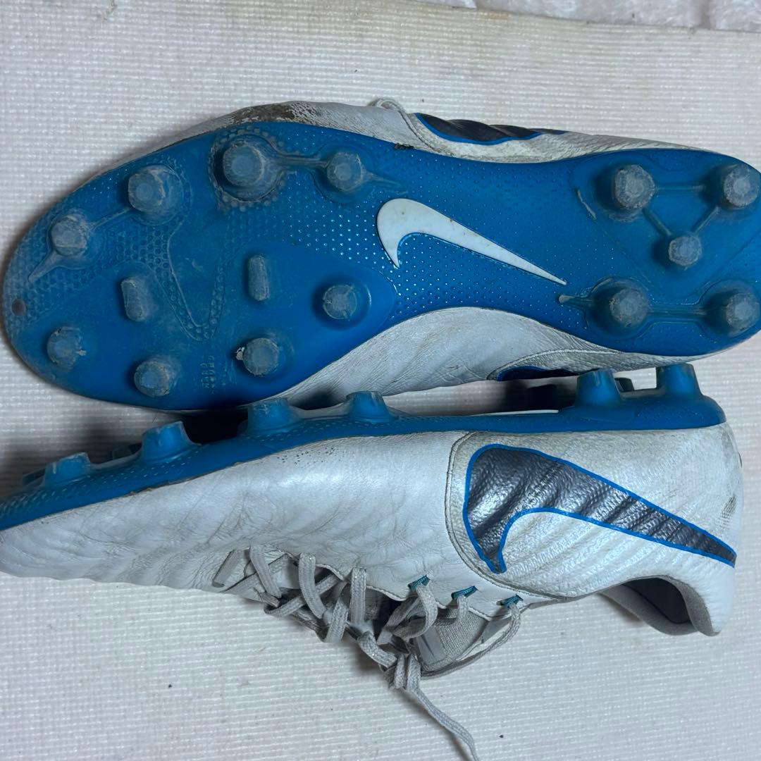 ナイキ　サッカースパイク ワールドカップ　wc ティエンポ白　HG acc