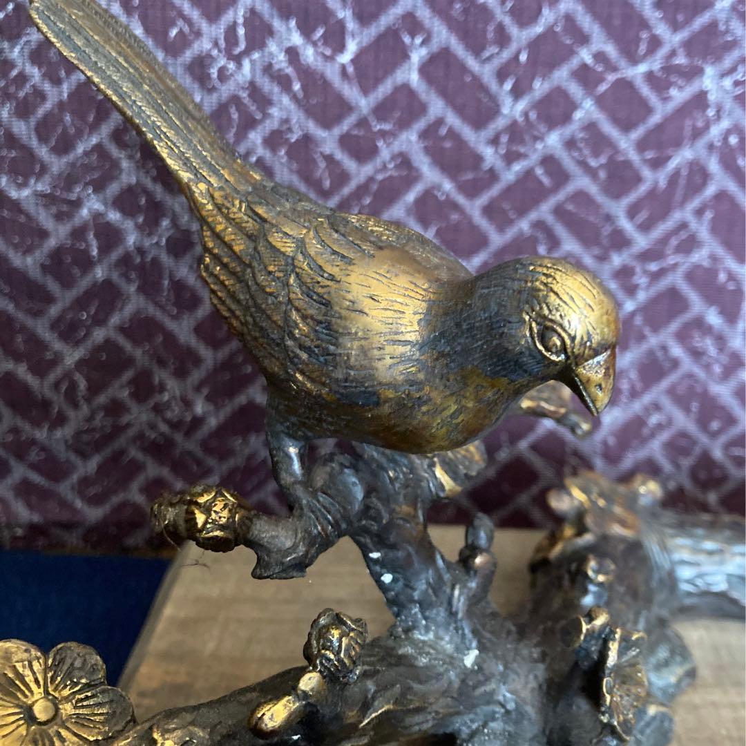 乾隆年製　銅製梅に鶯置物　木製台