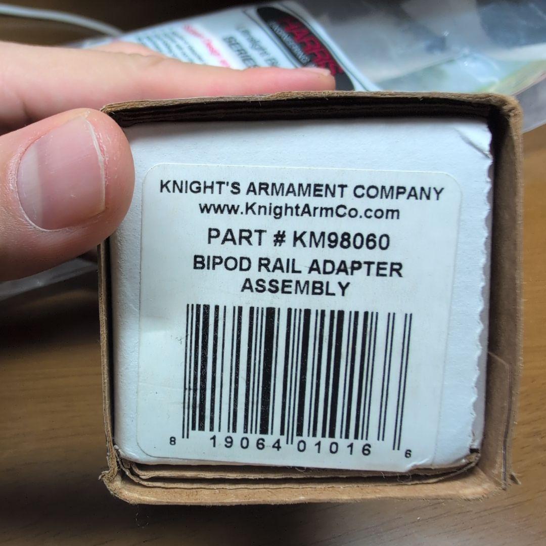 ハリスのスイングバイポッドとKACのバイポッドレールアダプターのセット