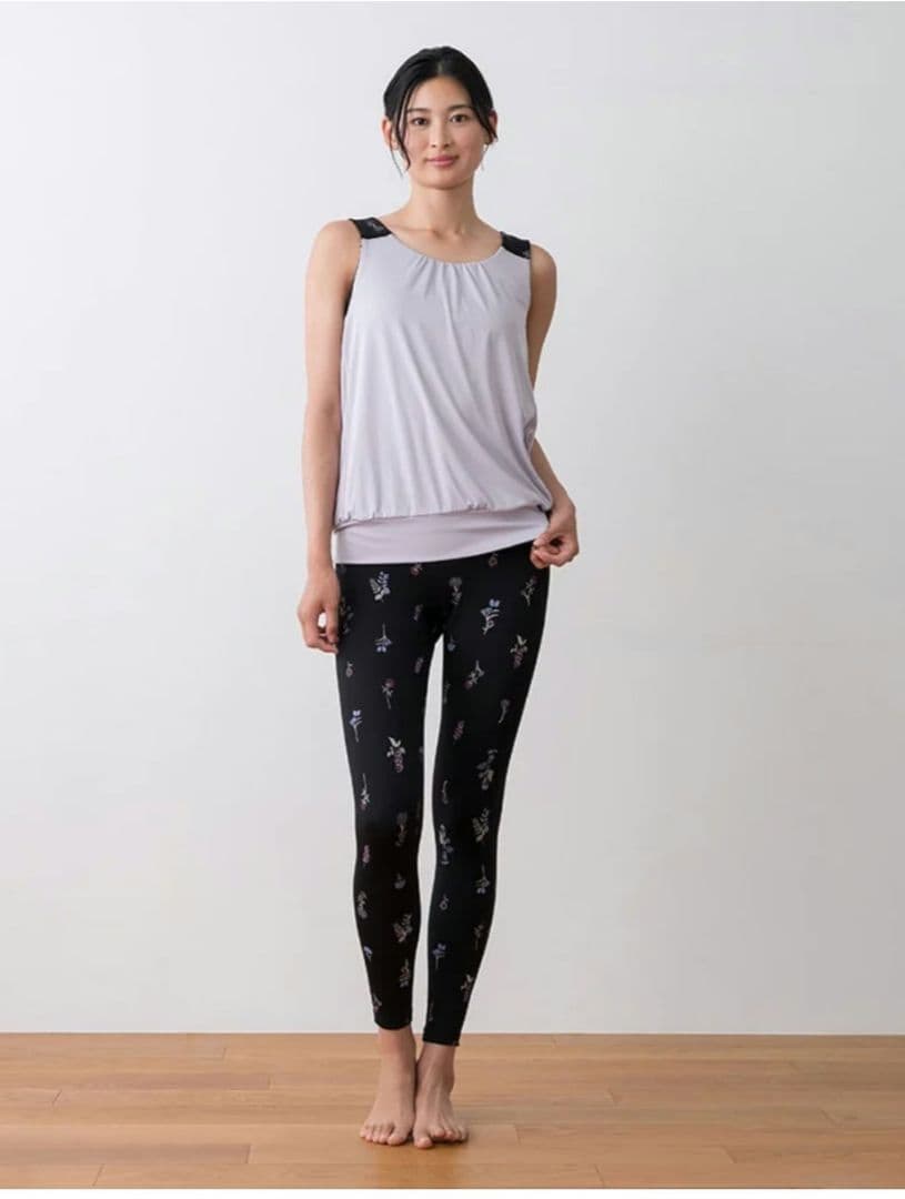 SUKALA 新品未使用 フラワーブーケ　カバータンクトップ 　Lサイズ