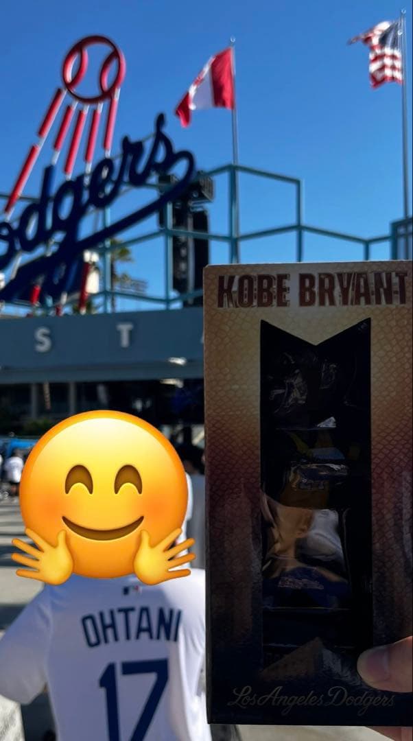 コービーブライアント　ボブルヘッド　非売品　フィギュア