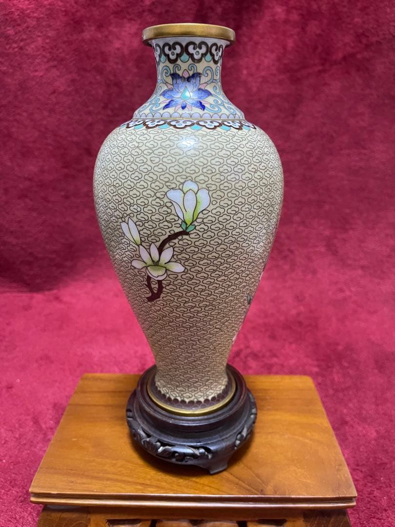 中国琺瑯花図紋瓶 （銅）