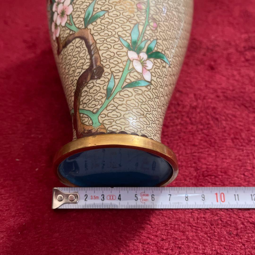 中国琺瑯花図紋瓶 （銅）