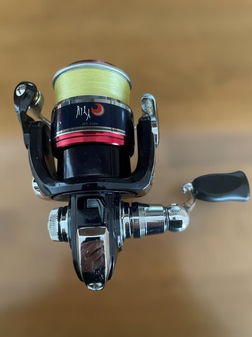 良品 DAIWA ダイワ 10 月下美人 MX 2004 スピニング リール