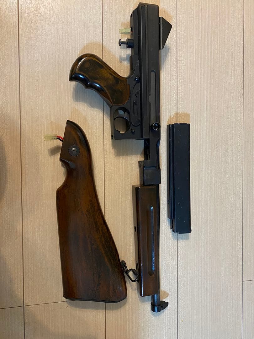 イ*ン様 絶版品　東京マルイ　M1A1トンプソン