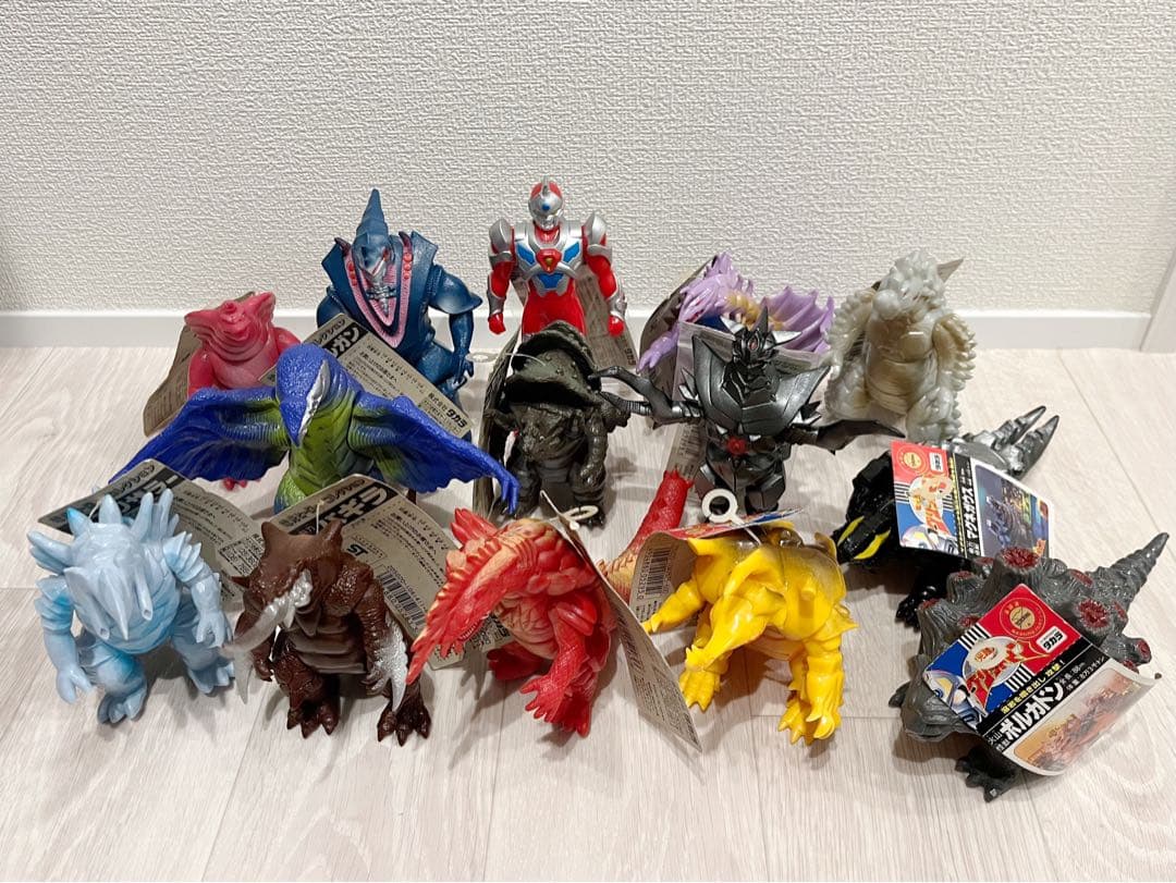 電光超人グリッドマン　怪獣ソフビ　セミコンプ14個セット　タグ付き　当時物