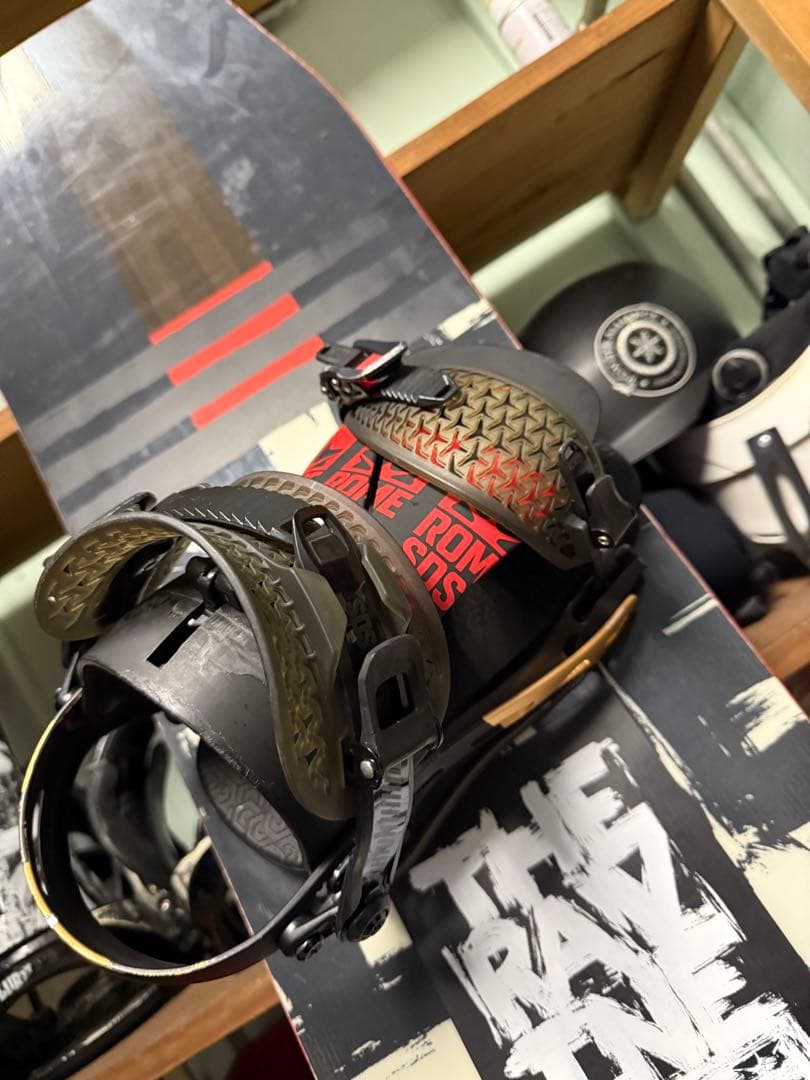 ROME SDS katana スノーボードビンディング レッド/ブラック