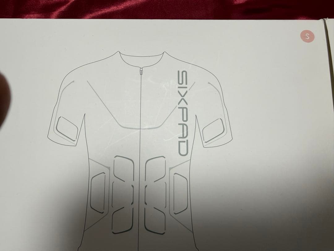 SIXPAD トレーニングシャツ＆パンツセット S/M綺麗な状態です！