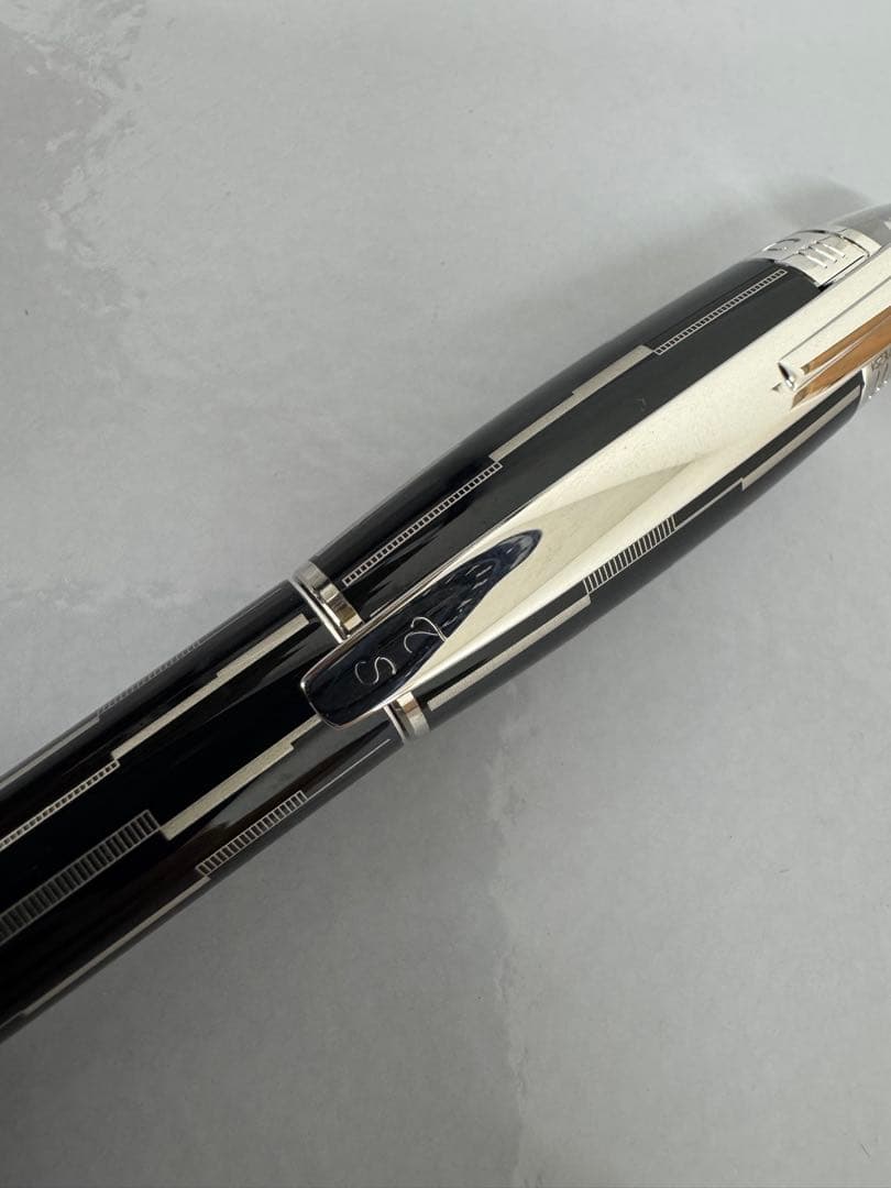 【美品】モンブラン ファインライナー ブラックミステリー　ネーム入り本体のみ