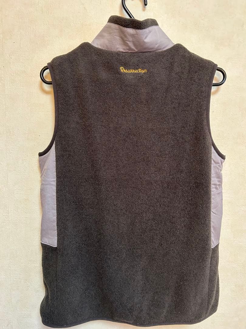 レザレクション ダークグレー フリースベスト レディース