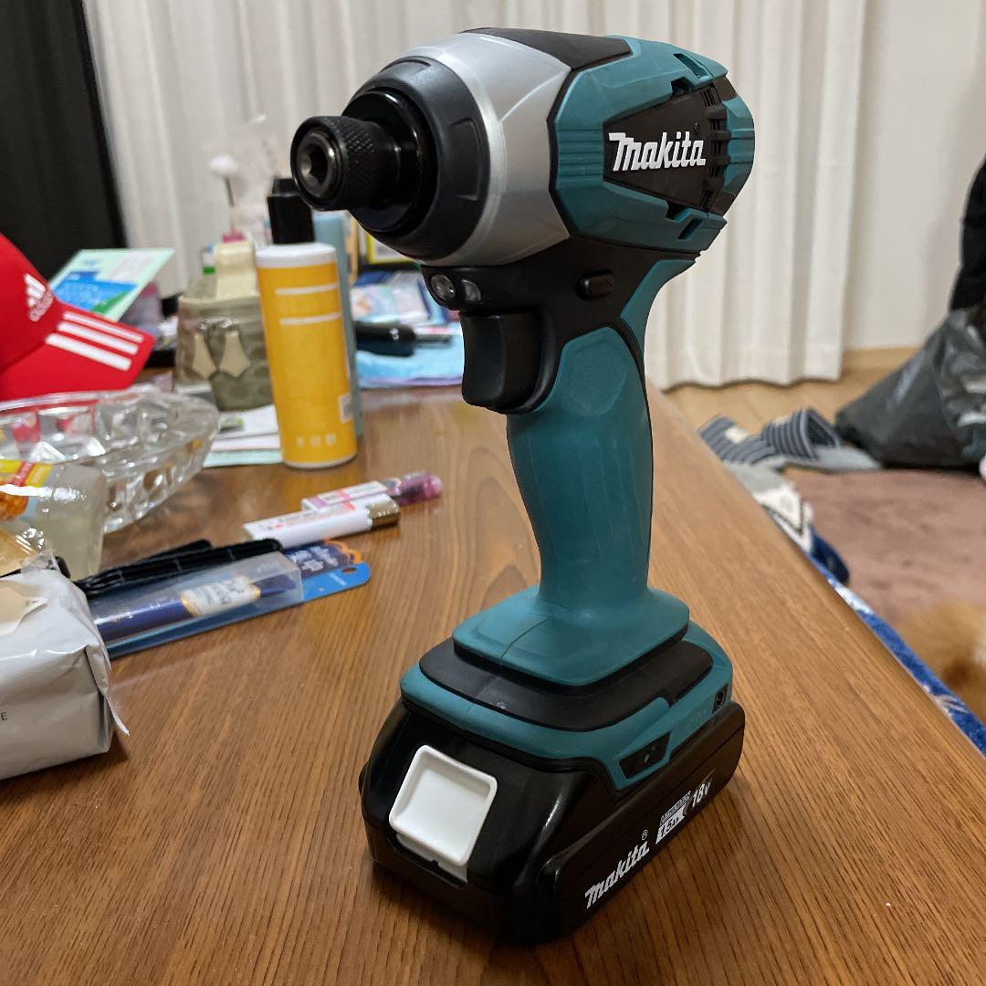 本体とバッテリーのみ