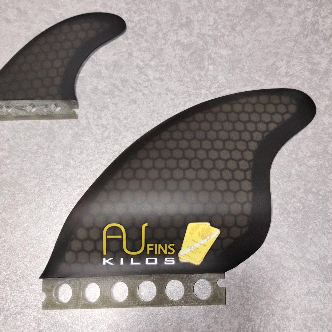 AU FINS KILOS ２＋１ フューチャー ツイン スタビ キール