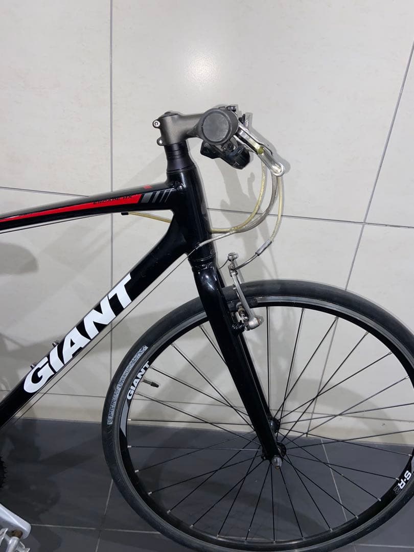 GIANT ESCAPE RX3クロスバイク　ジャイアント　エスケープ自転車r3