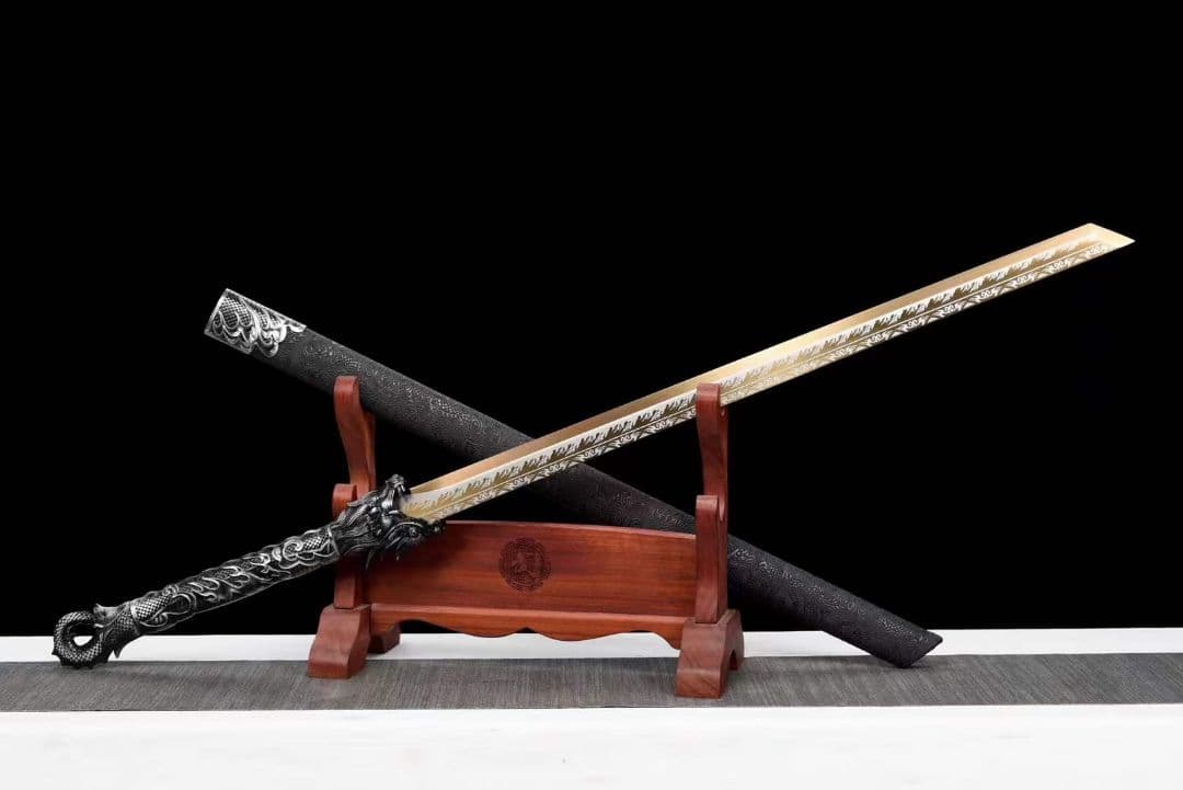 古兵器   武具　刀装具　日本刀　模造刀 『龍炎唐横刀』横刀  直刀