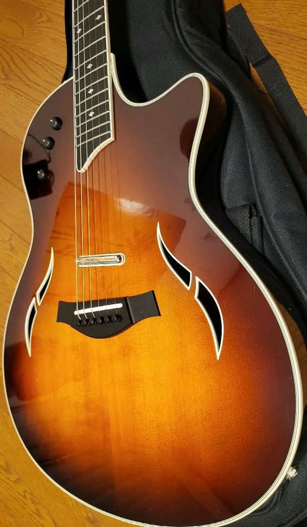 ギター Taylor guiter T5