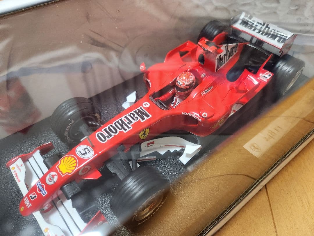 マテル １/18 フェラーリ F248 F1 M.シューマッハ マルボロ