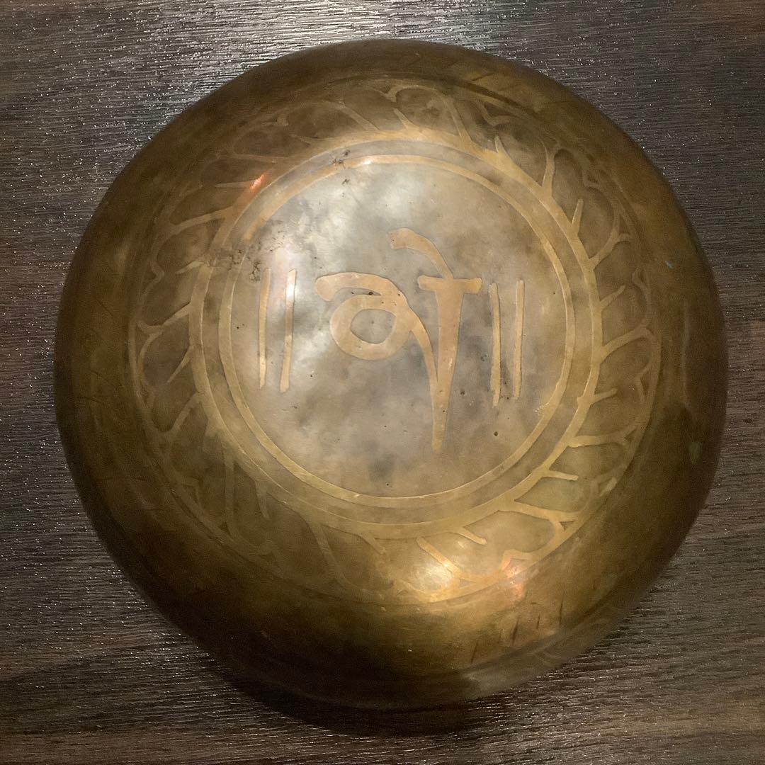 No52 チベット産 シンギングボウル 新品 チベタンボウル 16cm 仏陀顔