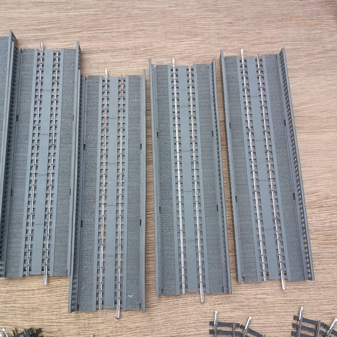 4421)海外HOゲージ　車両　レール　その他セット　難あり