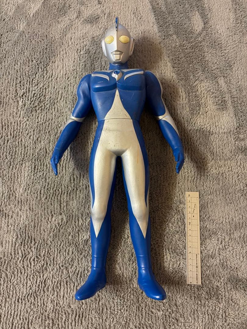 ウルトラマンコスモス　フィギュア