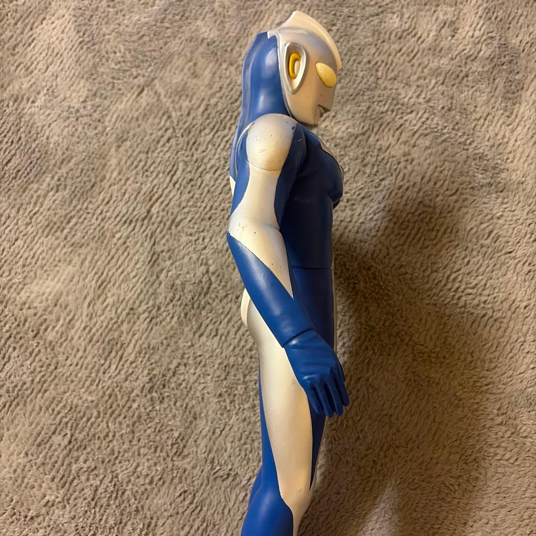 ウルトラマンコスモス　フィギュア